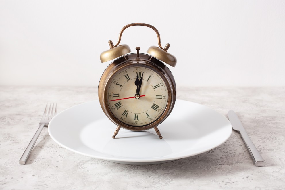 14-Hour Fast: Benefits and How It Works