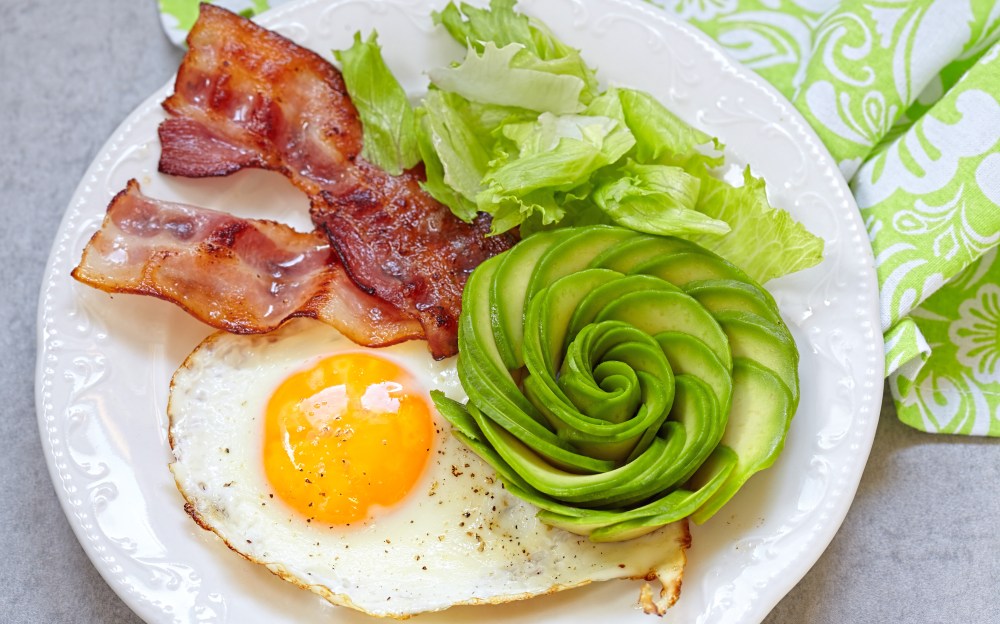 11 High-Calorie, Low-Carb Foods