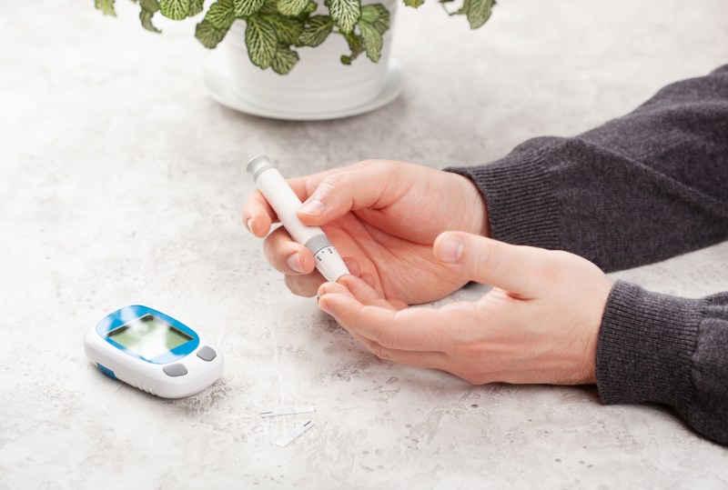 Glucose and ketone meter