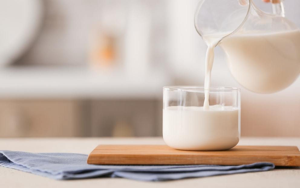 Is Milk Keto-Friendly? How to Eat Dairy on the Keto Diet