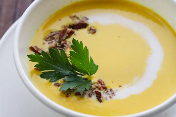 Keto-Friendly Creamy Coconut Turmeric Soup