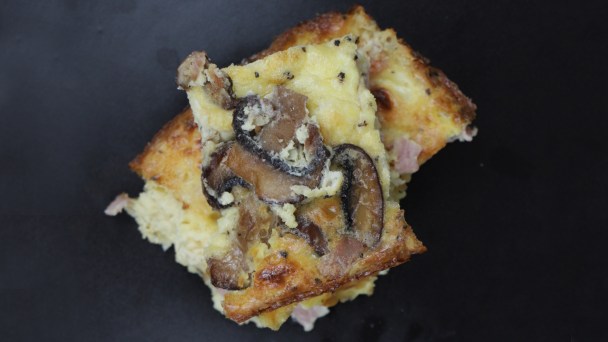 Keto Baked Ham, Swiss Cheese, and Mushroom Casserole