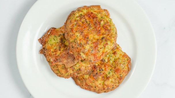 Keto Cheddar Broccoli Tots