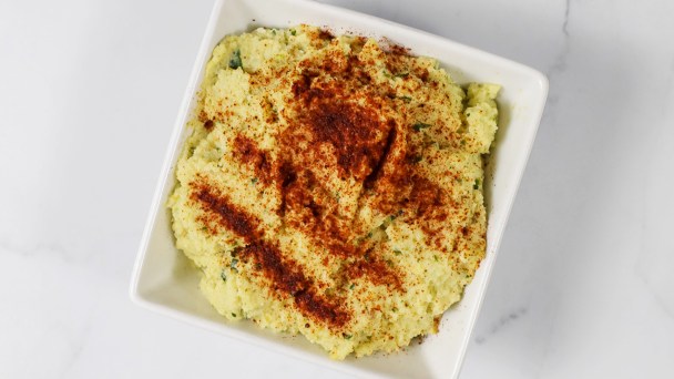 Keto Roasted Jalape&ntilde;o Hummus