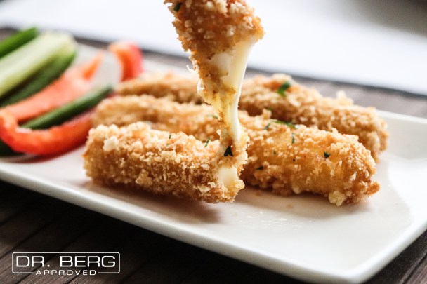 Ketogenic Mozzarella Sticks