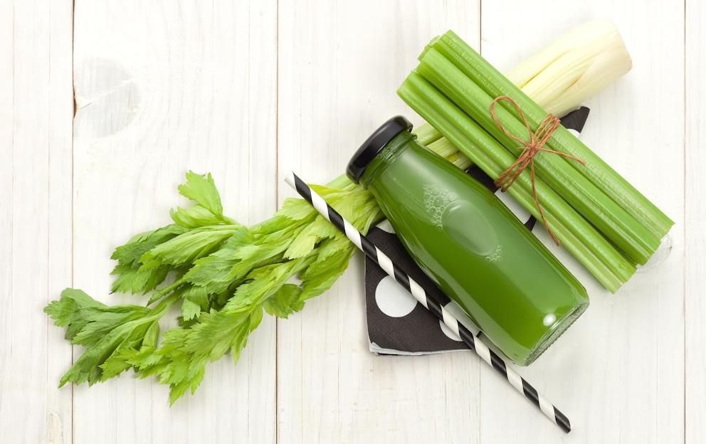 Five Benefits of Eating Celery before Bed
